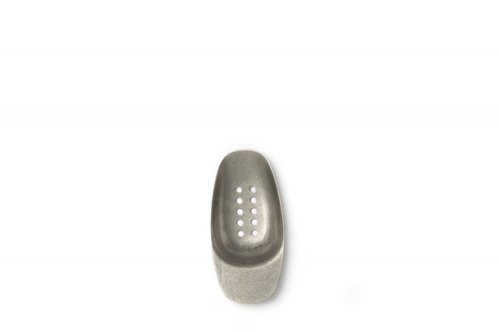 Cuillère dégustation pelle w/trous vintage 7,5 cm