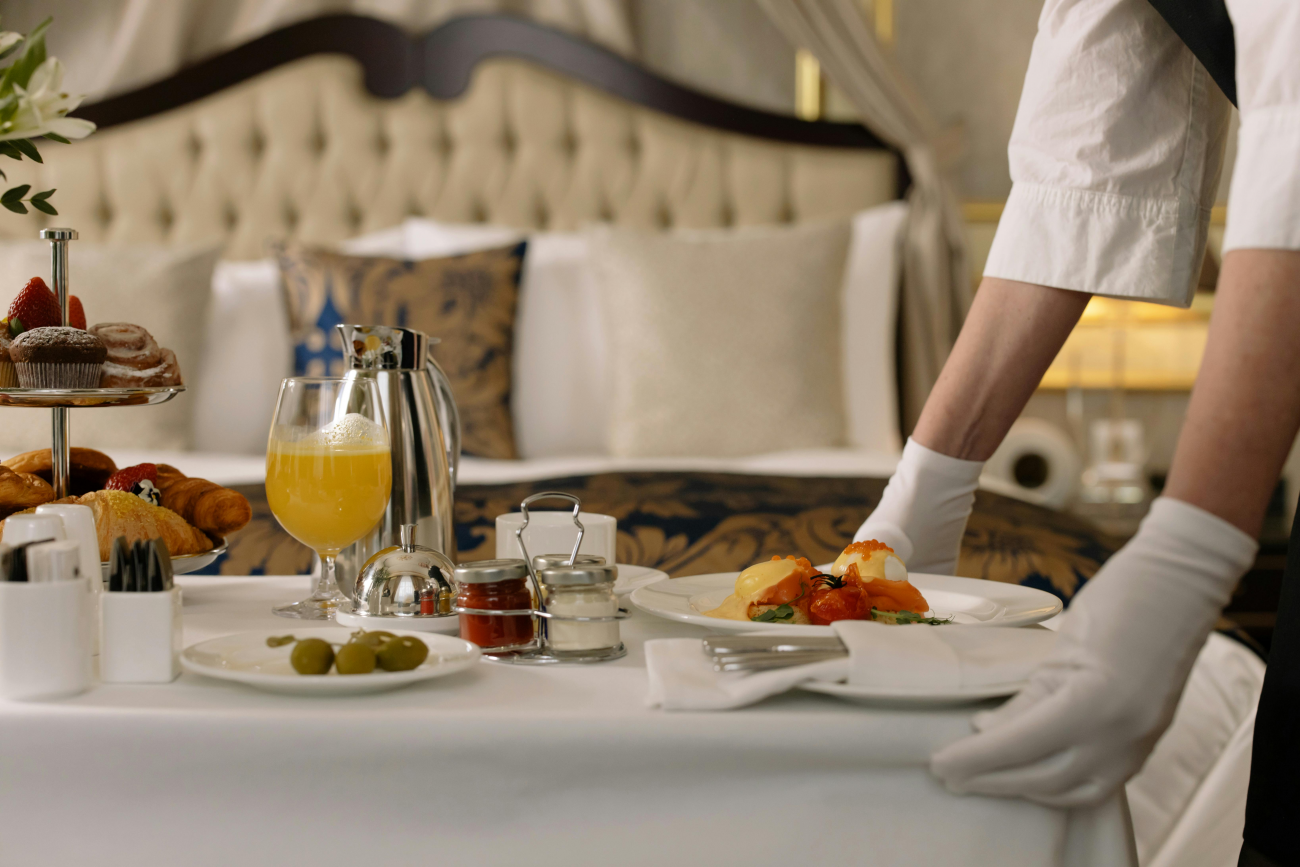 Choisir le bon grossiste en vaisselle : le guide des restaurateurs exigeants